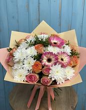 Букет цветов из:  Розы, Герберы и Хризантемы в Богане