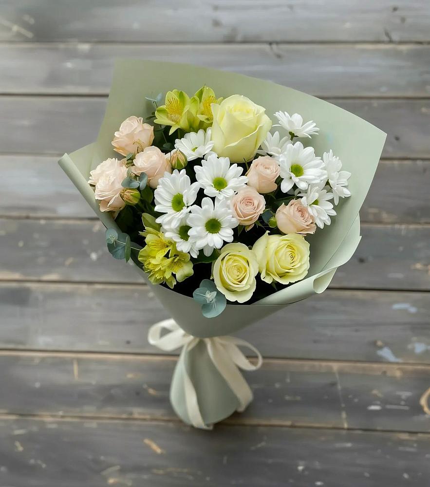 Букет цветов из: Альстромерии, Розы и Хризантемы в Богане