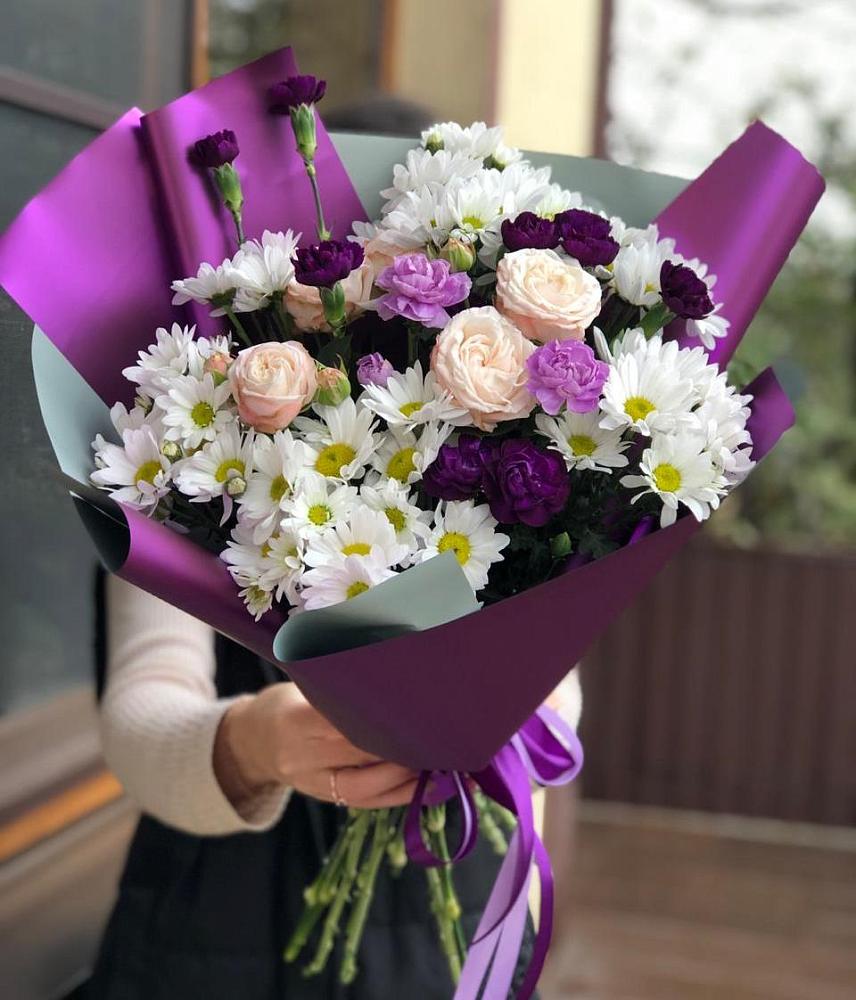 Букет цветов из: Хризантемы, Гвоздики и Розы в Богане