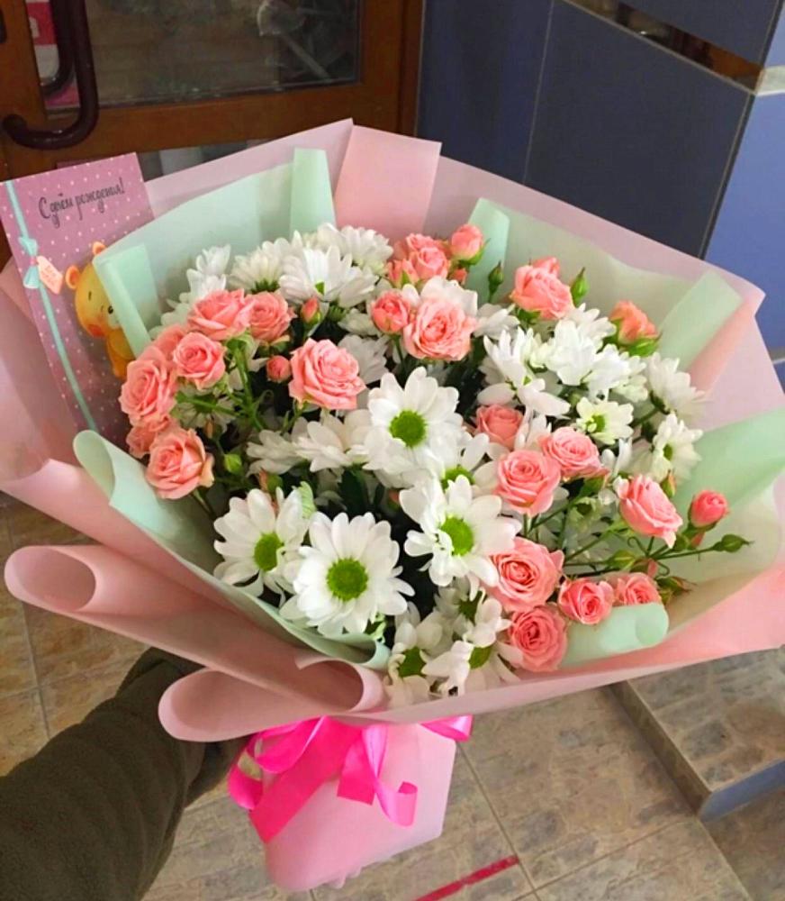 Букет цветов из: Розы и Хризантемы в Богане