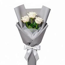 Букет 3 белые розы в Богане