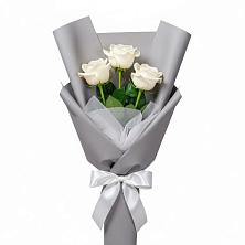 Букет 3 белые розы в Богане