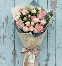 Букет цветов из:  Розы в Богане