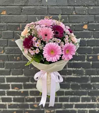 Букет цветов из:  Герберы и Хризантемы #REPLACE_PRED# Богане