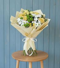 Букет цветов из:  Хризантемы и Розы в Богане