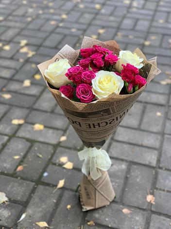 Букет цветов из: Розы в Богане