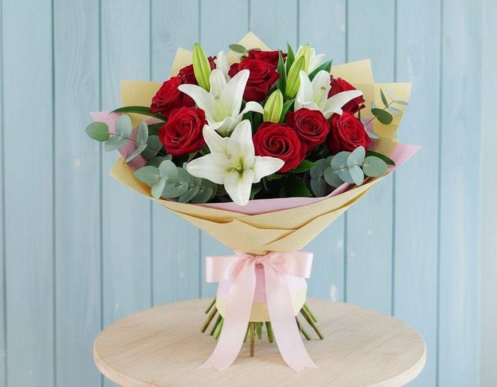 Букет цветов из: Лилии и Розы в Богане